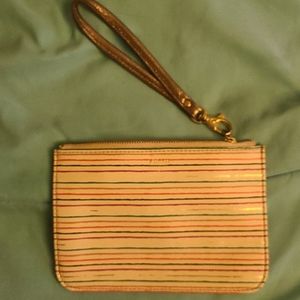Fossil clutch